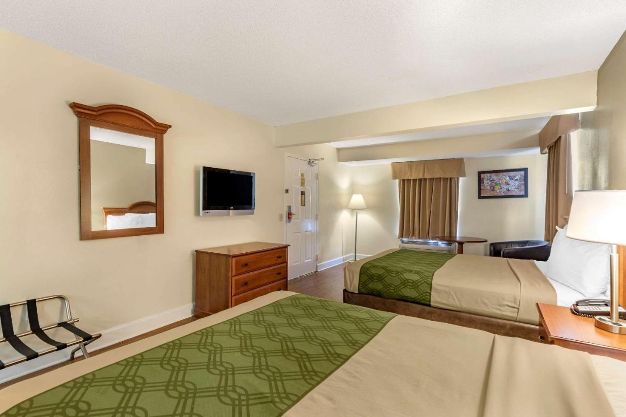 Econo Lodge Inn & Suites Lugoff Eksteriør bilde