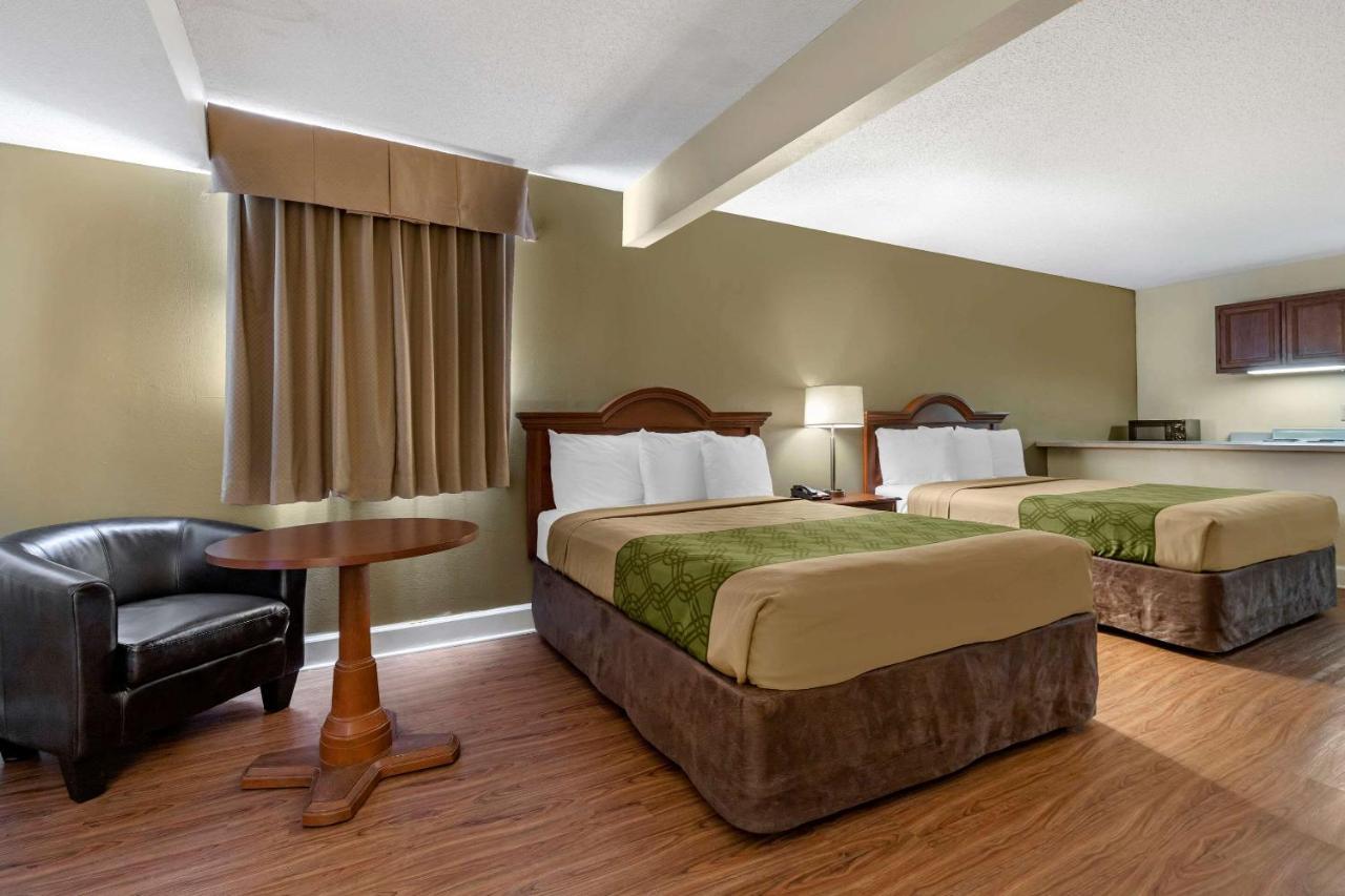 Econo Lodge Inn & Suites Lugoff Eksteriør bilde