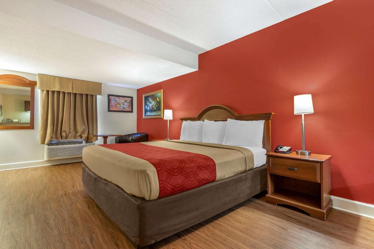 Econo Lodge Inn & Suites Lugoff Eksteriør bilde