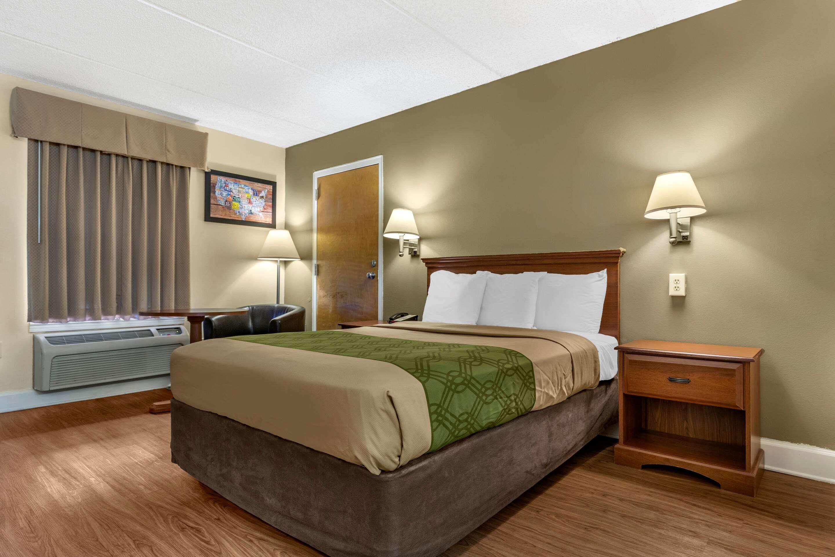 Econo Lodge Inn & Suites Lugoff Eksteriør bilde