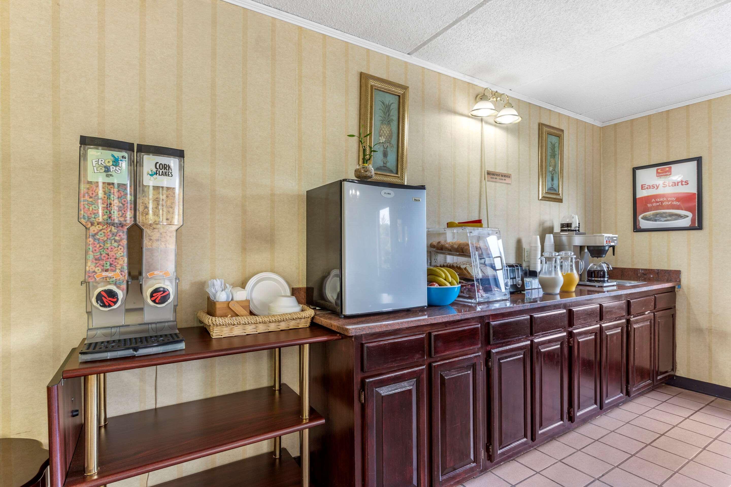 Econo Lodge Inn & Suites Lugoff Eksteriør bilde
