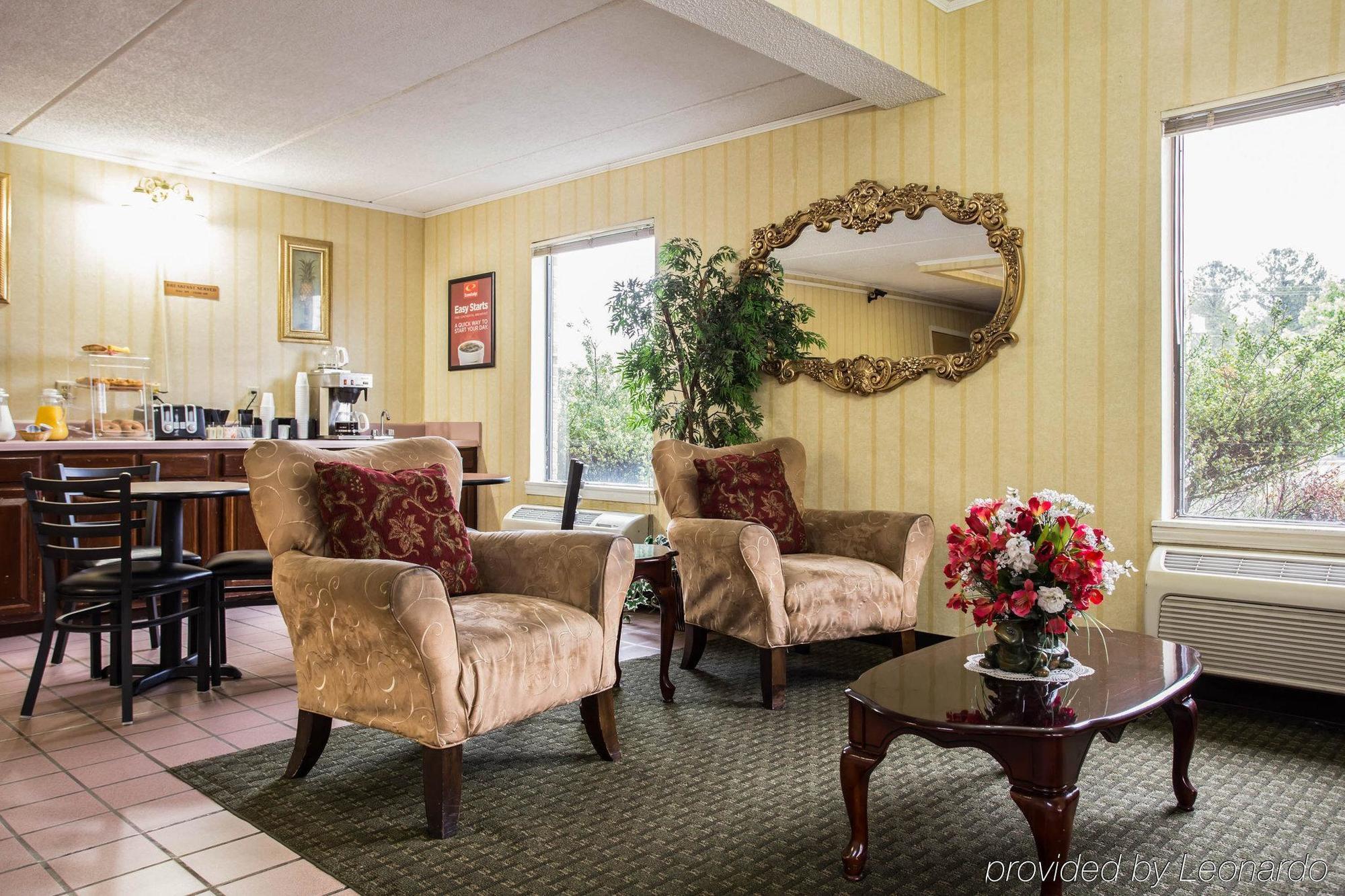 Econo Lodge Inn & Suites Lugoff Eksteriør bilde