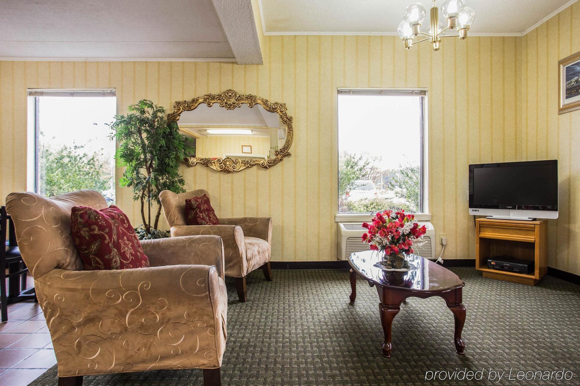 Econo Lodge Inn & Suites Lugoff Eksteriør bilde