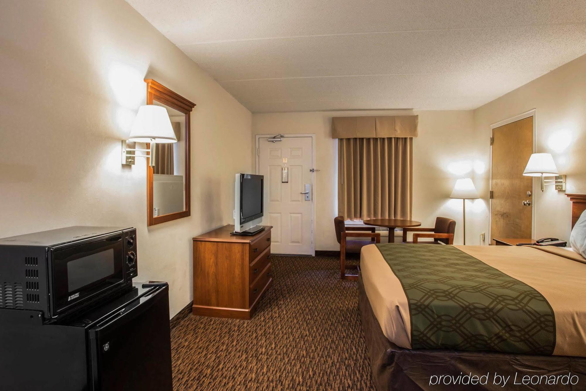 Econo Lodge Inn & Suites Lugoff Eksteriør bilde