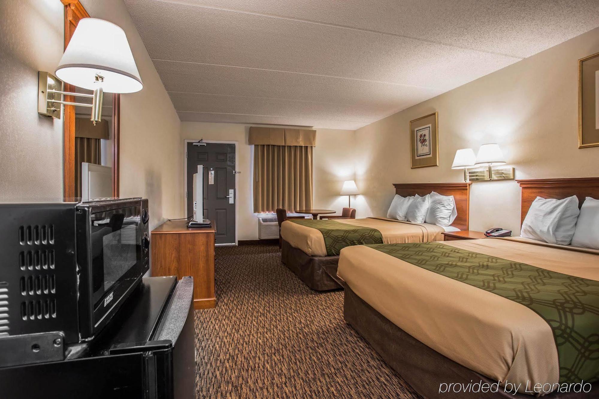 Econo Lodge Inn & Suites Lugoff Eksteriør bilde