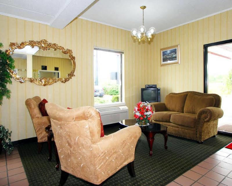 Econo Lodge Inn & Suites Lugoff Eksteriør bilde